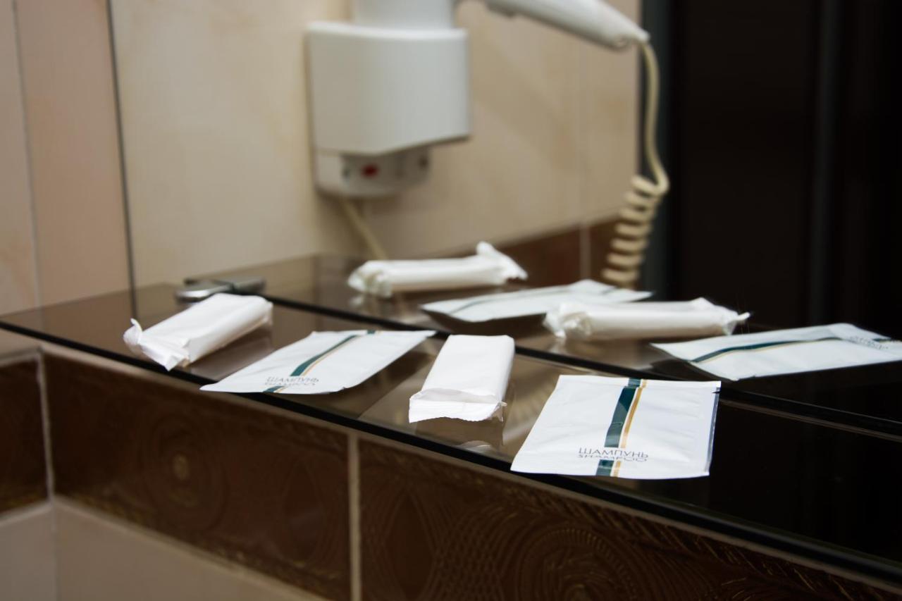 Faraon Hotel Ивано-Франкивск Екстериор снимка